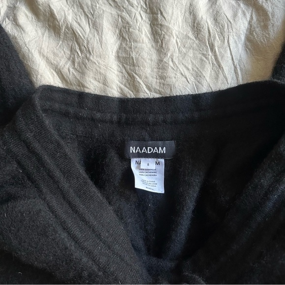 Naadam Off-Duty Cashmere Jogger in Black Small - Picture 9 of 16